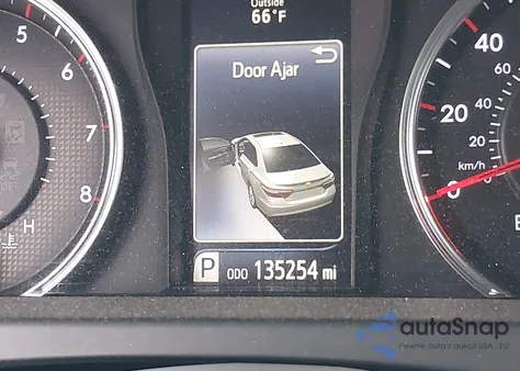 2016 Toyota Camry Le/Xle/Se/Xse z USA, uszkodzony, nr VIN 4T1BF1FK6GU168407